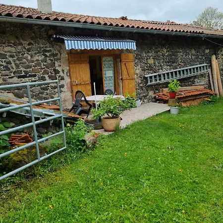 Bienvenue Chez Bernard Guest house Saint-Paulien